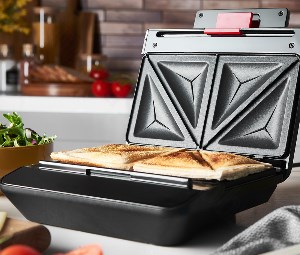 Russell Hobbs 26800-56/RH Creations Sandwich Maker výkon 820 W